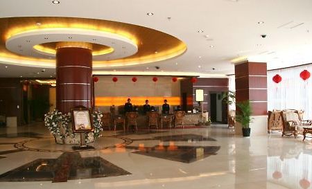 Hengbao Business Hotel Лунян Интериор снимка