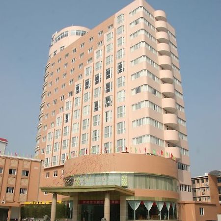 Hengbao Business Hotel Лунян Екстериор снимка